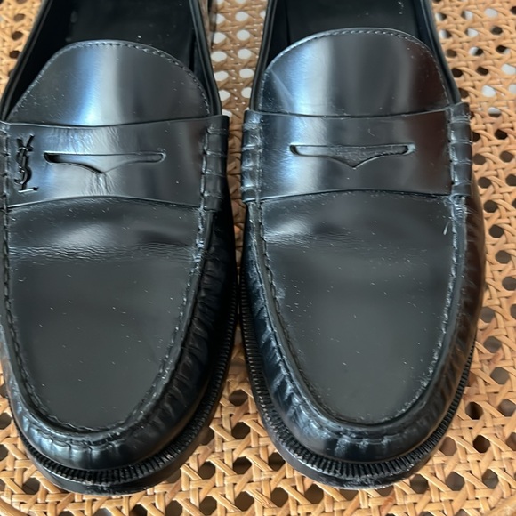 Saint Laurent Le Loafer - Picture 6 of 13